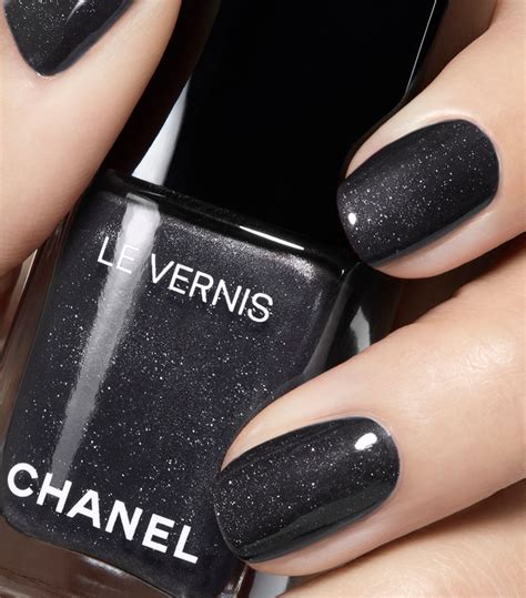 le vernis longwear.